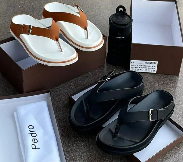 Pedro slippers