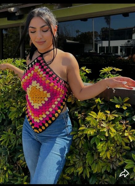 Top crochet coloré pour femmes