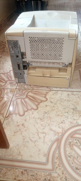 HP Laser Jet 4250n Printer