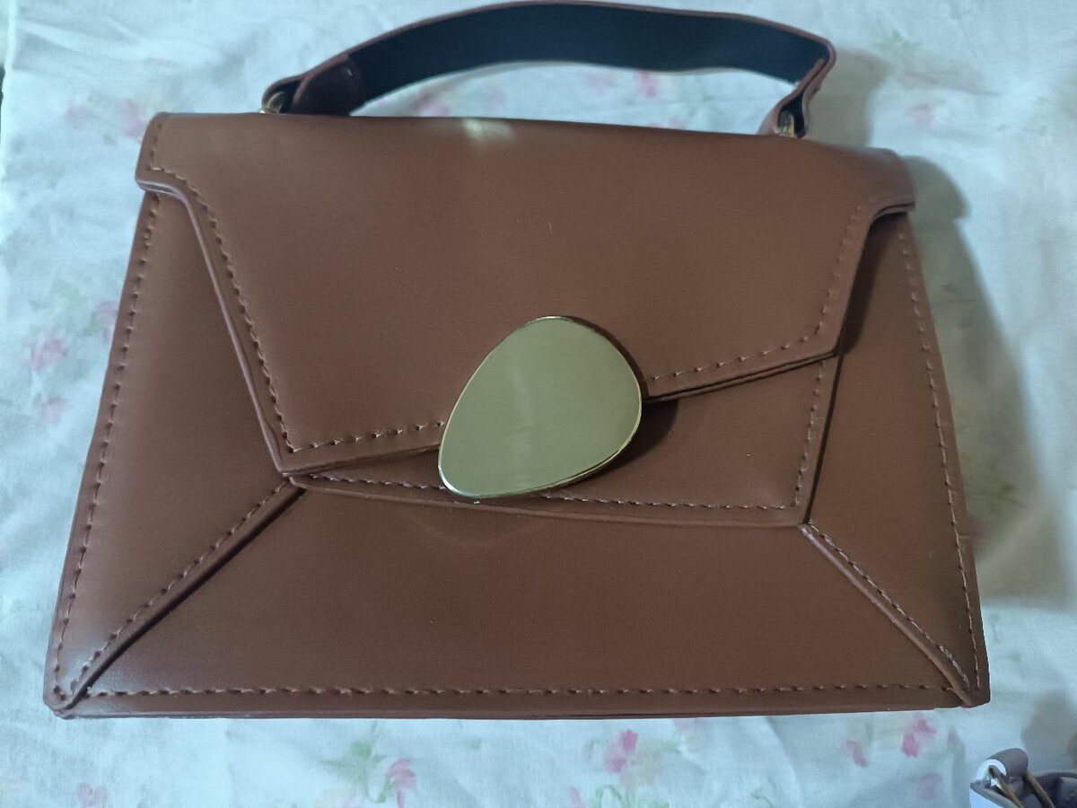 Sac à main élégant en cuir