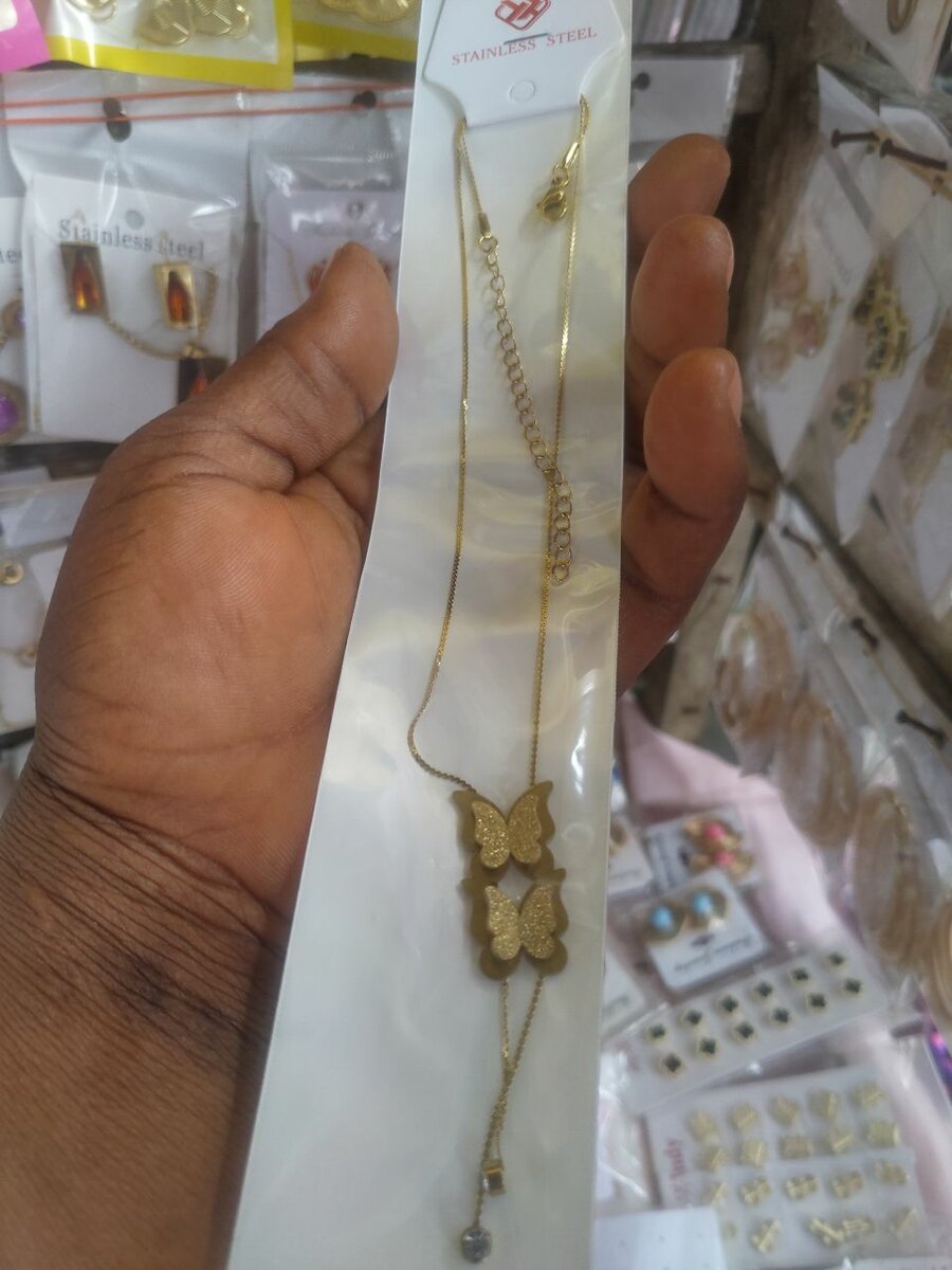 Collier papillon en acier inoxydable