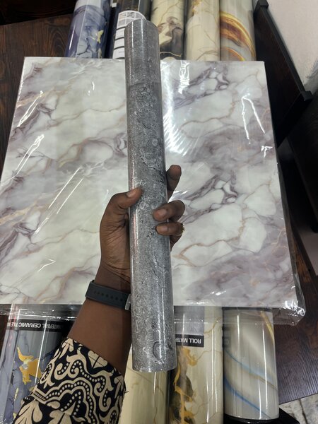 Papier adhésif décoratif