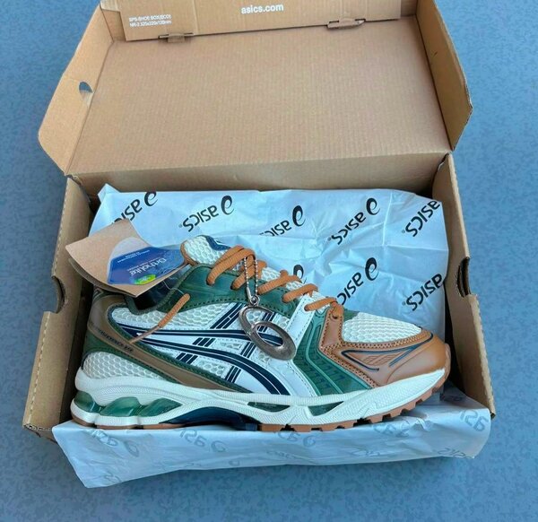 Asics Chaussures de Course