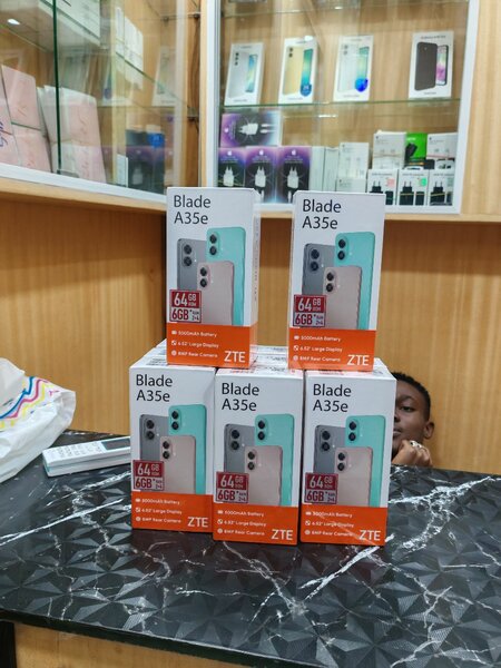 Smartphone ZTE Blade A35e