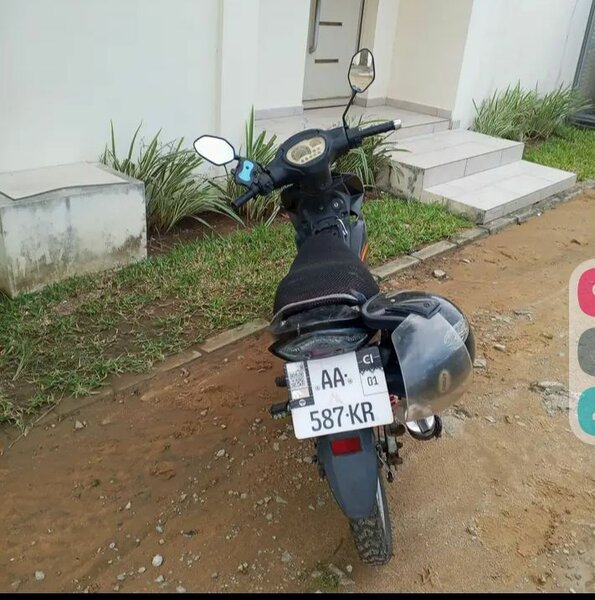 Moto urbain compacte économique