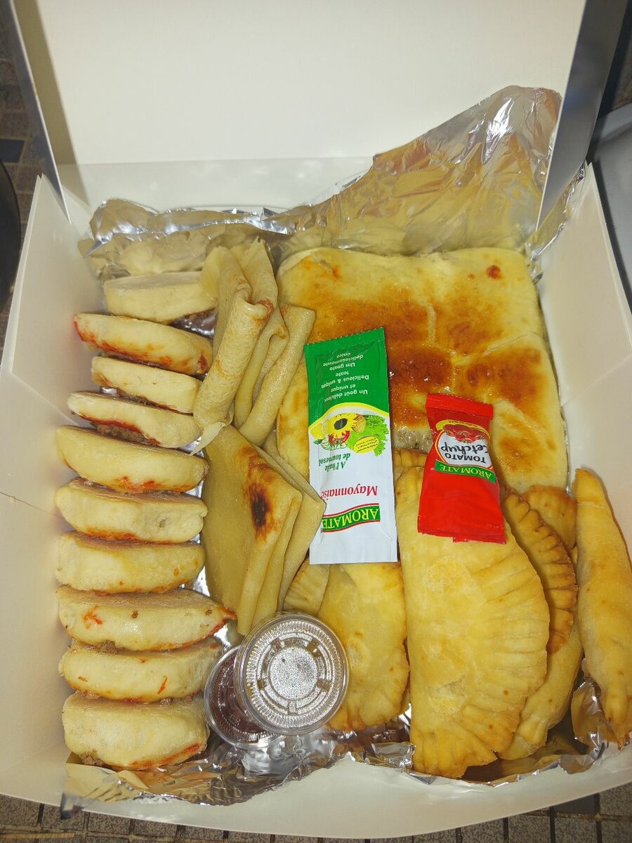 Assortiment de Pâtisseries Salées