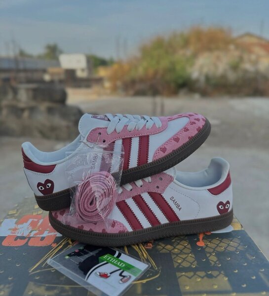 Baskets  samba roses