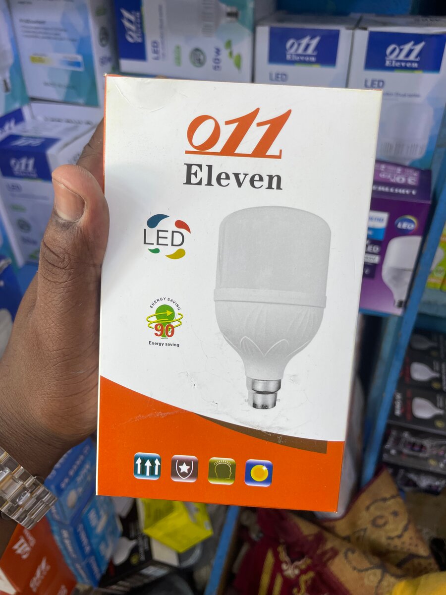 Ampoule LED Économie d'Énergie