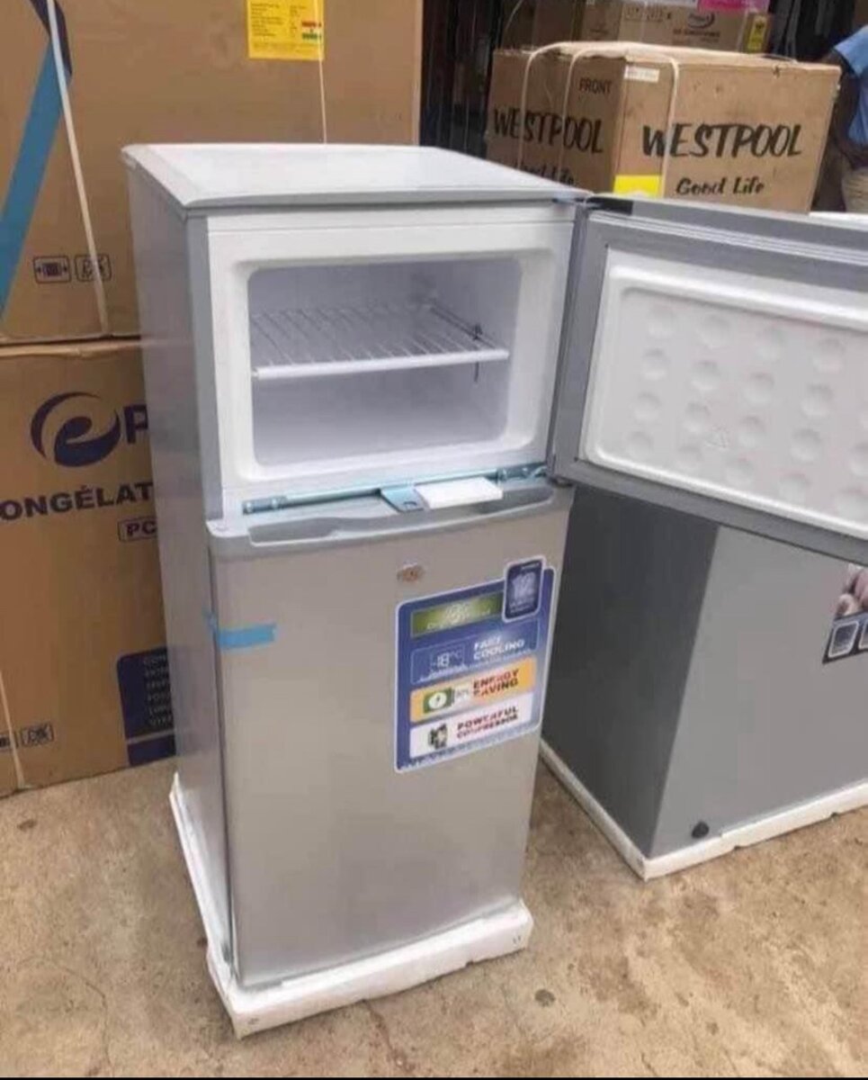 Double door refregirator