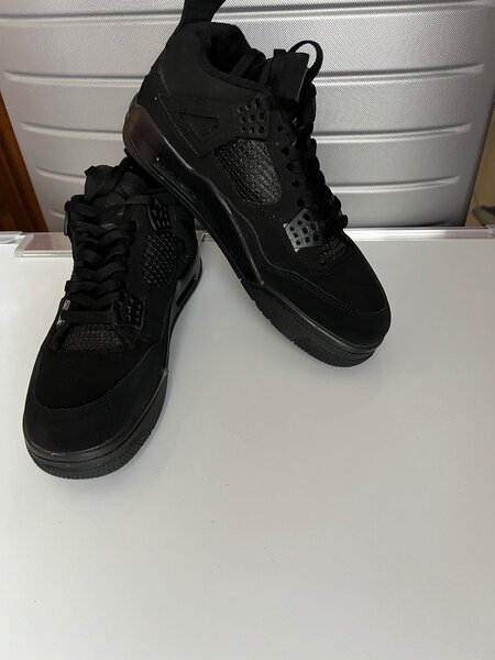 Jordan 4