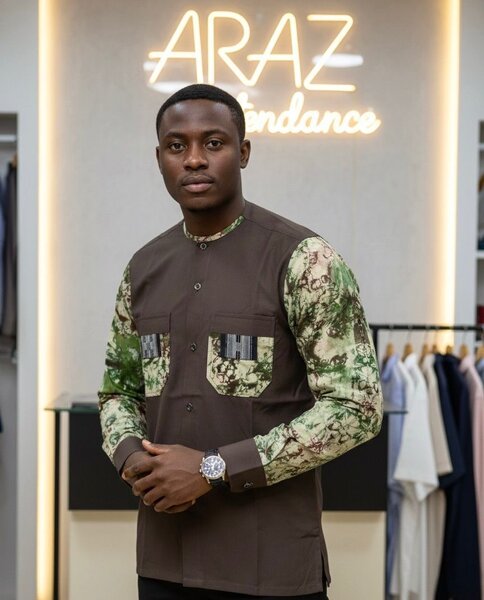 Chemise homme à motifs modernes