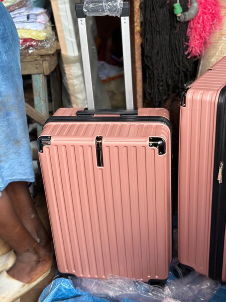 Grand valise de voyage