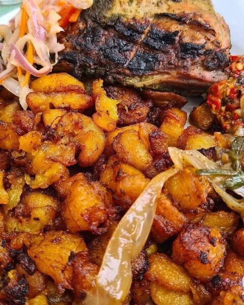 D alloco poulet  œuf & Attiék