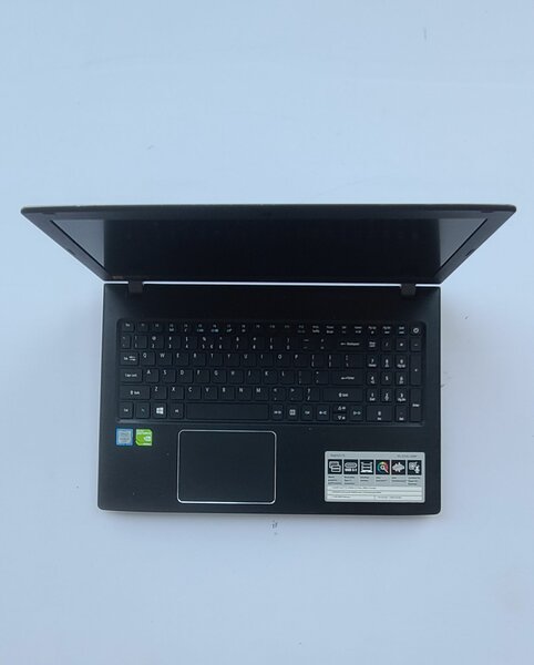 Gaming Acer Laptop ~ Intel Core i3 8Gb Ram ~ 128Gb + 500Gb H