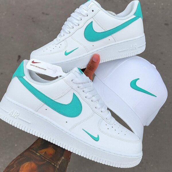 Chaussures Nike Air Force 1