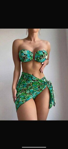 Maillot de bain tropical chic