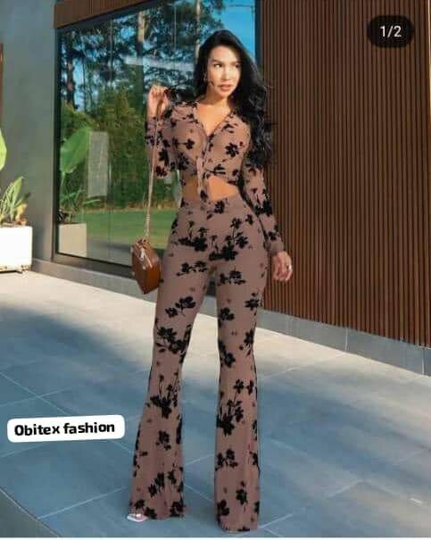 Combinaison femme élégante