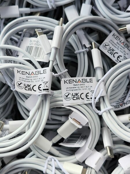 Original UK iphone chargers type C