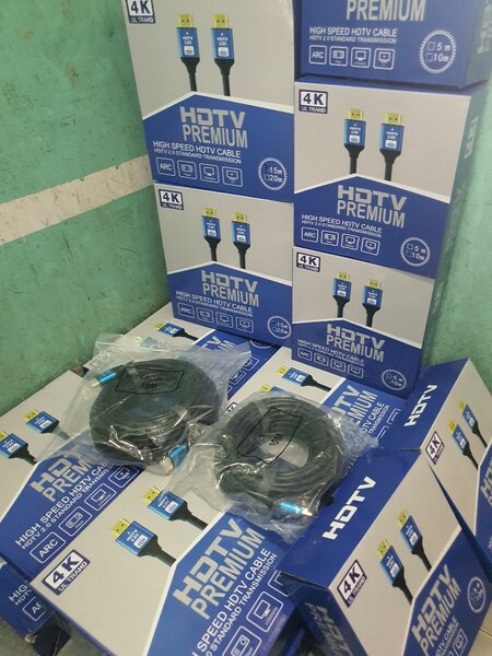 Câble HDMI Premium 4K UHD