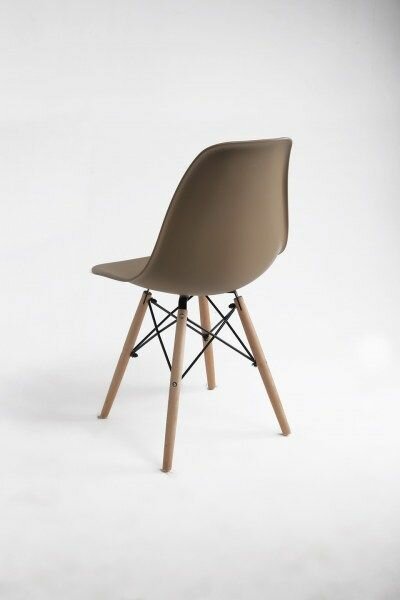 Стул Eames латте #207230