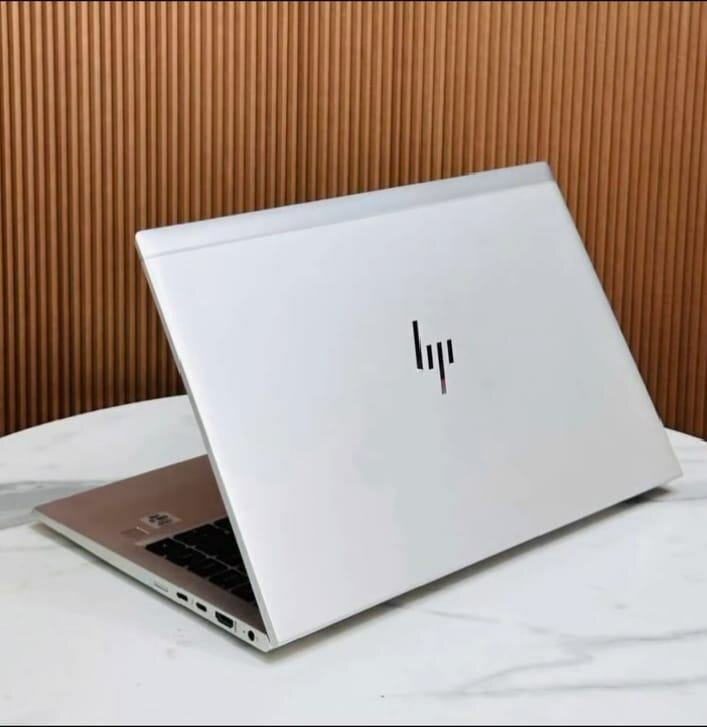 Ordinateur portable HP ultra-fin