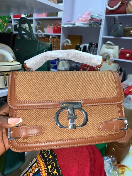 Sac à main en cuir élégant