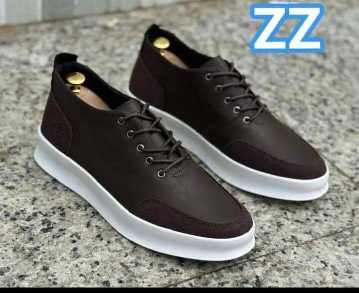 Sneakers marron et noir