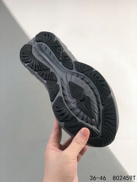 Asics Novablast 4 Sneakers