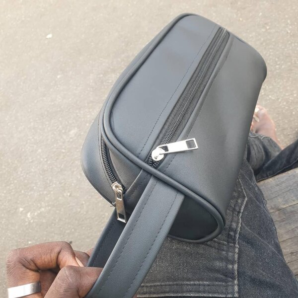 Sacoche en cuir élégante