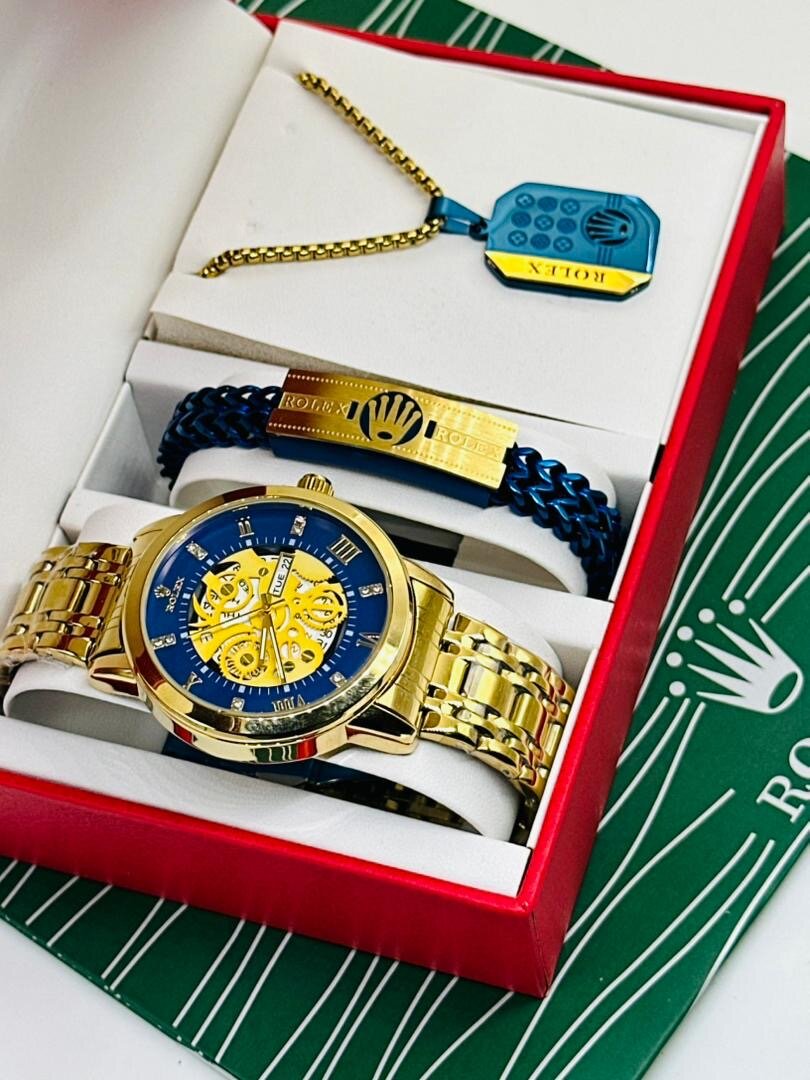 Montre homme élégante dorée