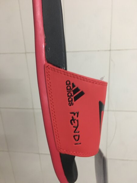 Sandales de plage rouges unisexes