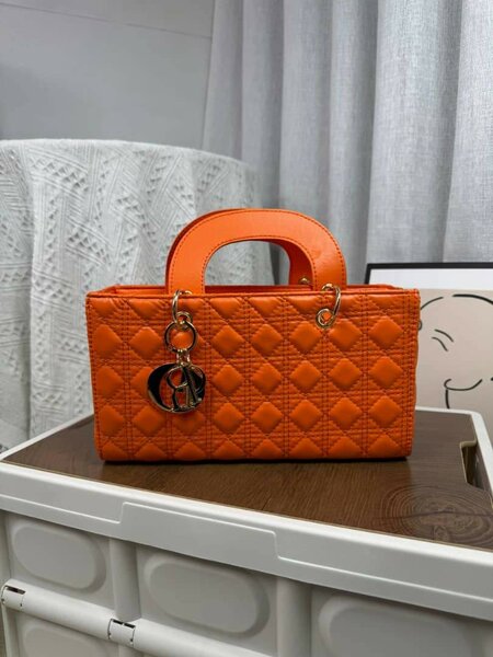 Sac à main matelassé orange