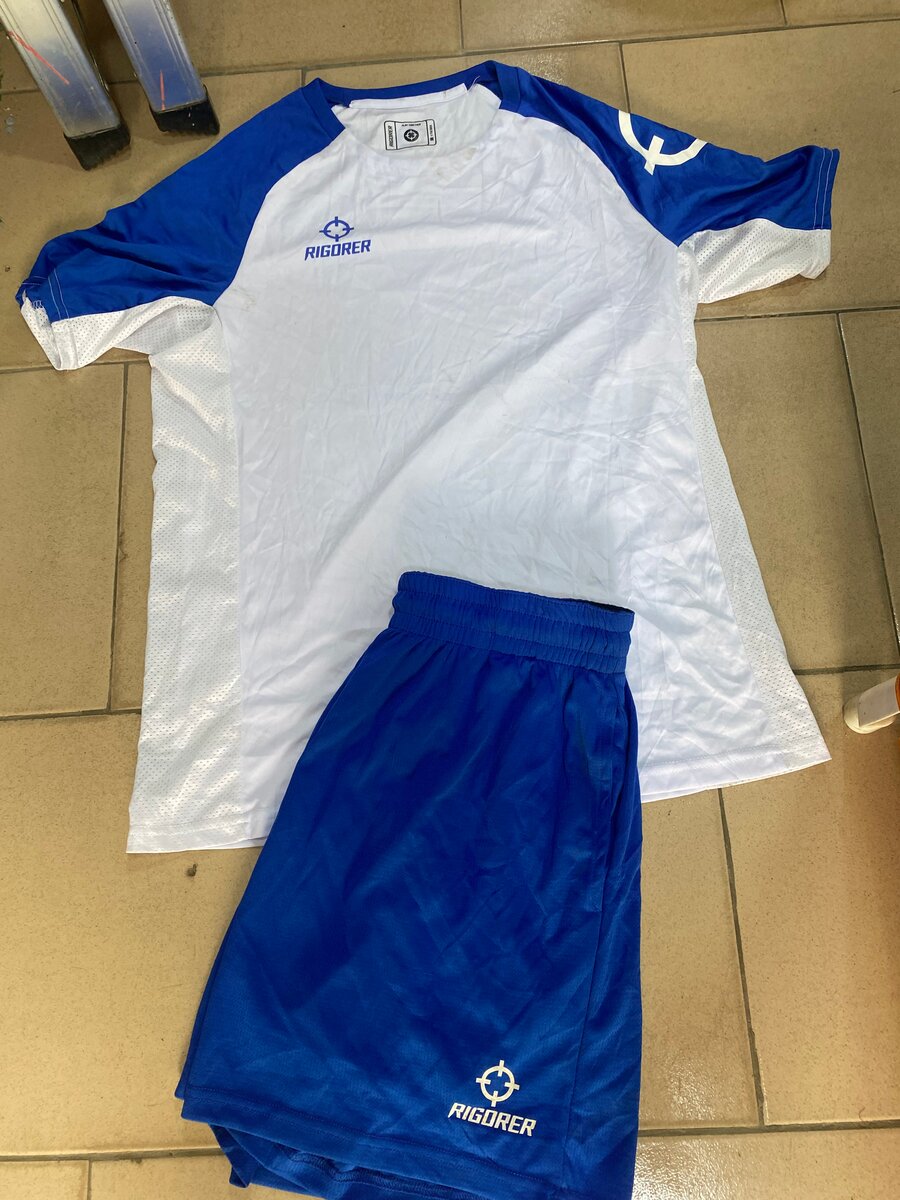 Ensemble footballeur homme