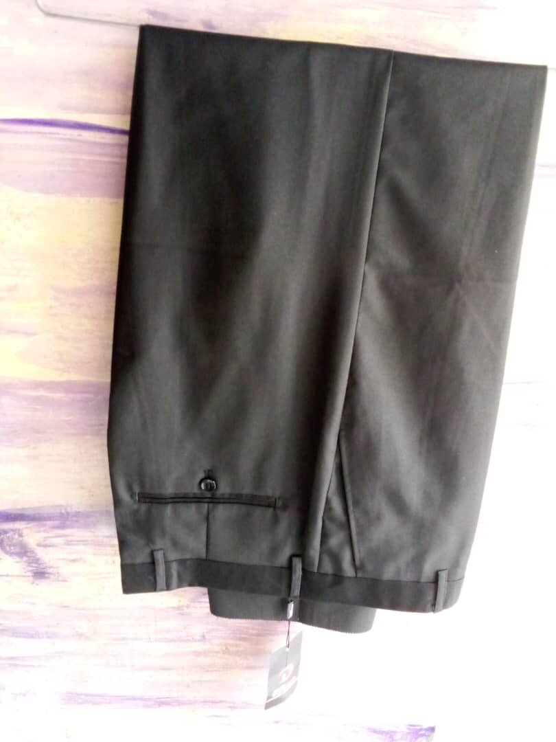 Costume élégant homme