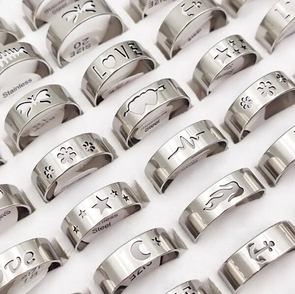 Bagues gravées en acier inoxydable