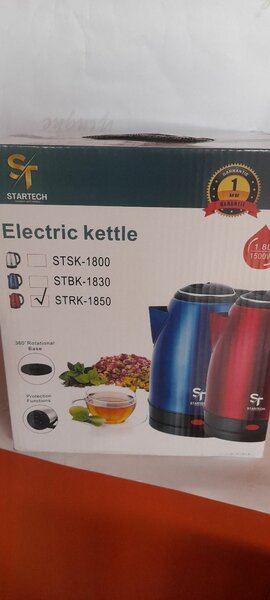 Bouilloire Électrique 1.8L StarTech