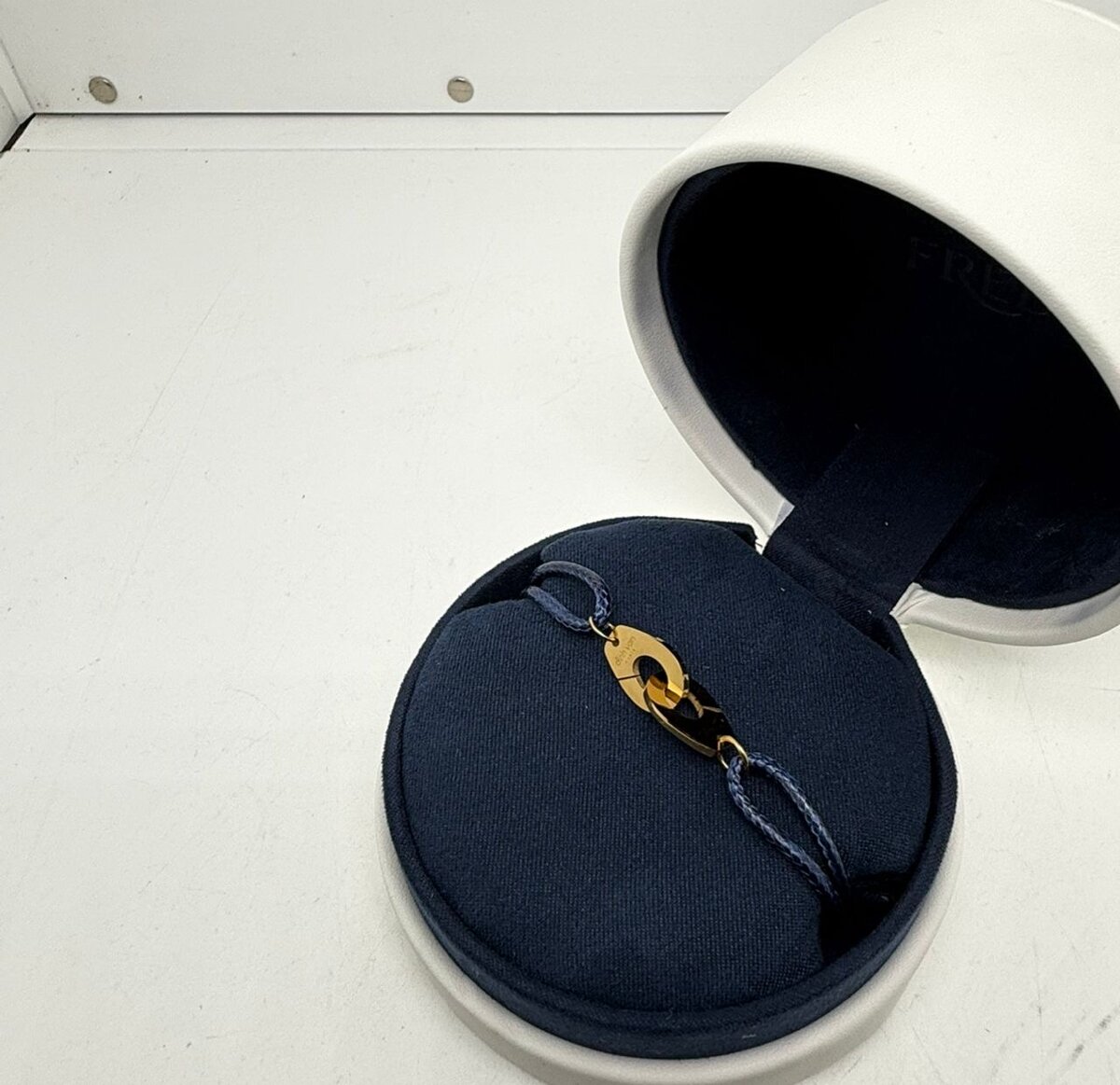 Bracelet en corde élégante