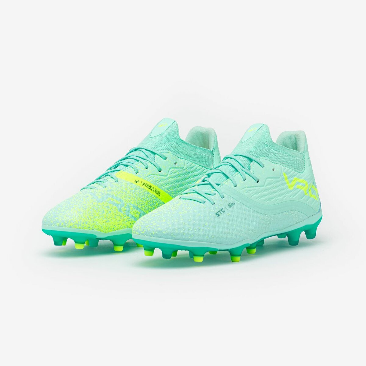 Chaussures de Football Modernes