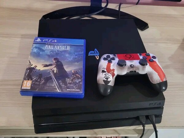 Pack Console PS4 avec manette