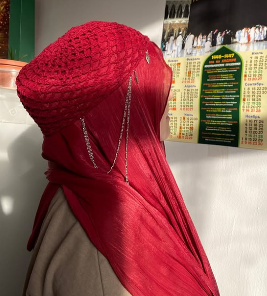 Хиджаб красный