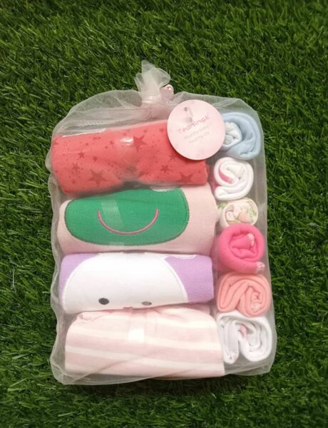 Tedmimak shortsleeves 4-pack body suits, 6 piece mouth cloth