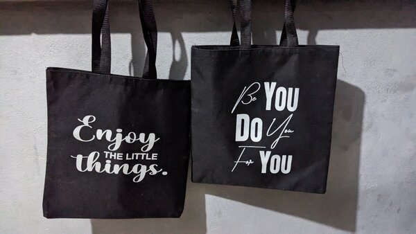 Tote bags