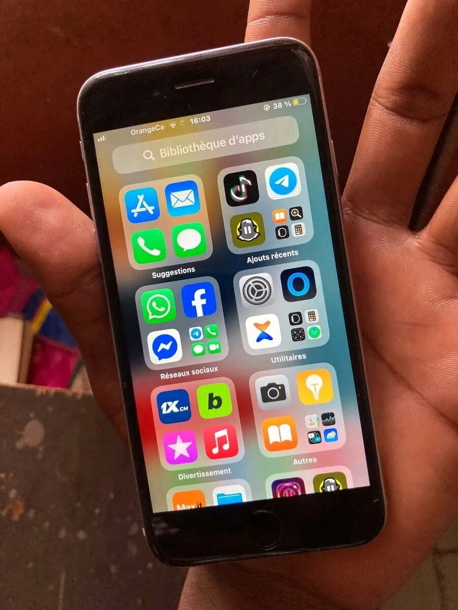 iPhone 6s 32Go Gris Sidéral