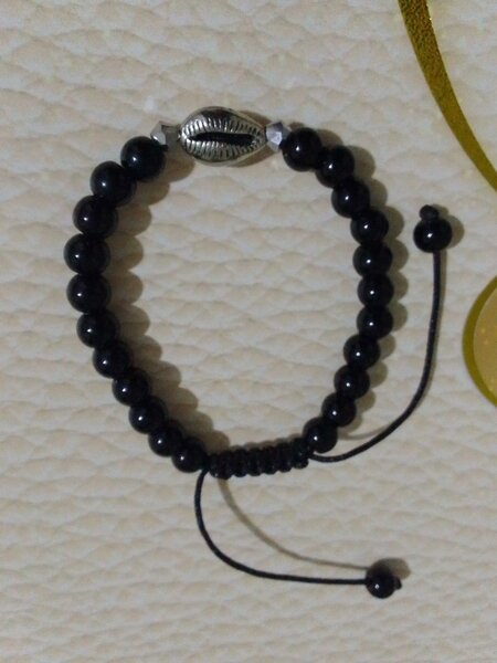 Bracelet black & cauri