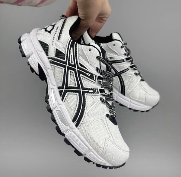 Chaussures de course ASICS