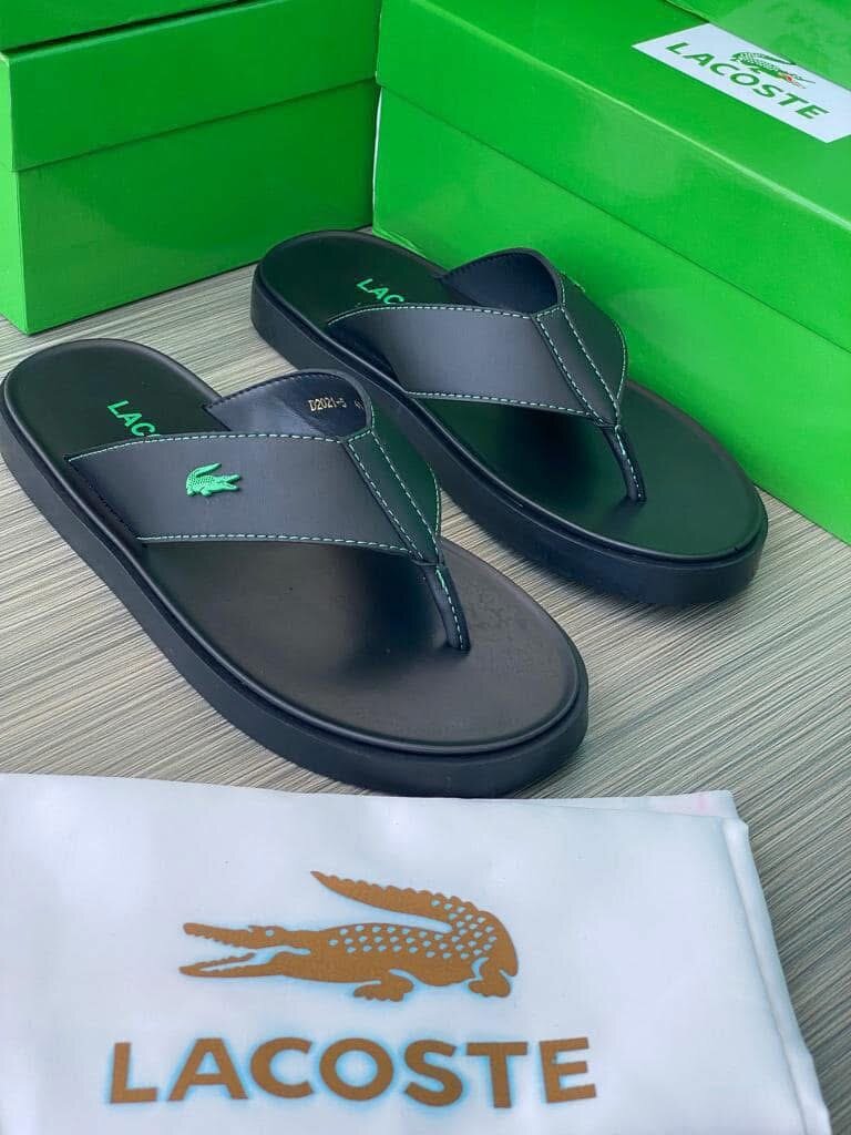 Tongs en cuir Lacoste