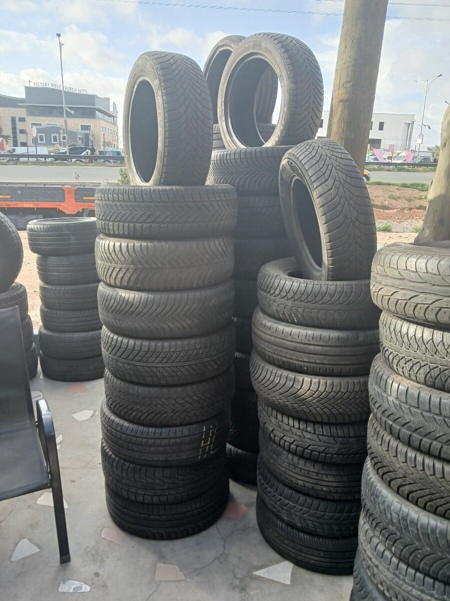 RIMS AND ALL KIDS OF TYRES