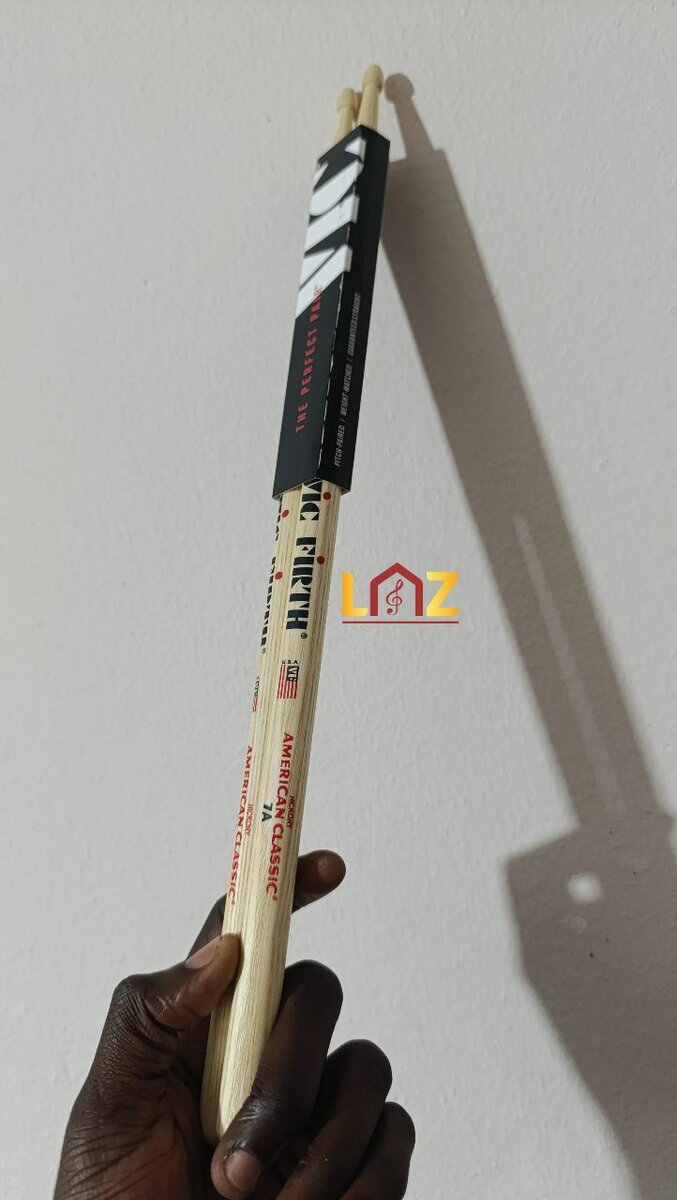 BAGUETTE / VIC FIRTH AMERICAN