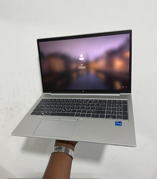 HP EliteBook 850 G8 CORE i7