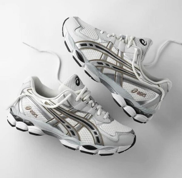 Chaussures Asics nyc